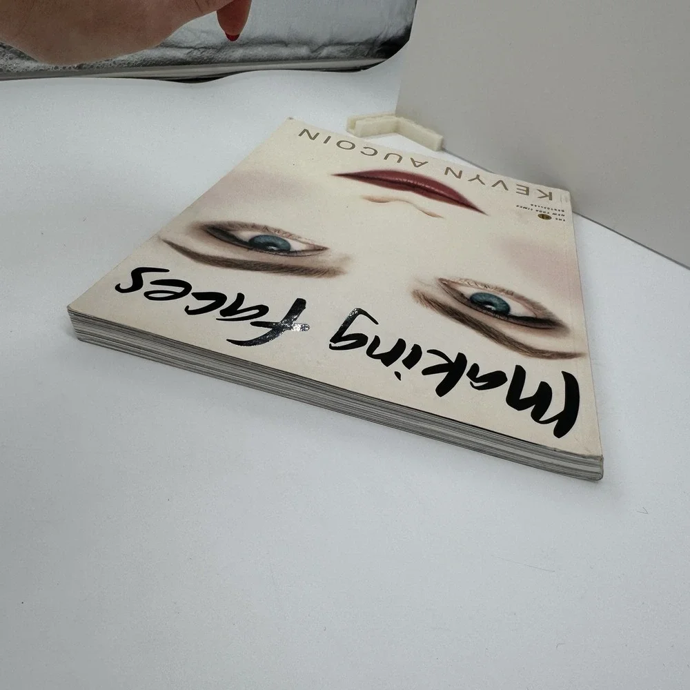 Making Faces Kevyn Aucoin 1st Ed 1999 Paperback Beauty‎ Makeup Guide